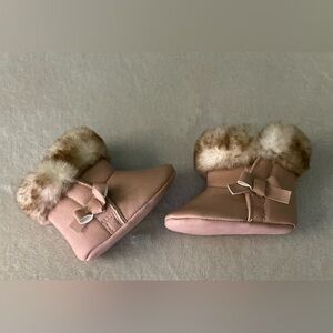 Baby Girl’s Child of Mine Pink Faux Leather & Fur Bow Boots ~ Size 3-6 Months